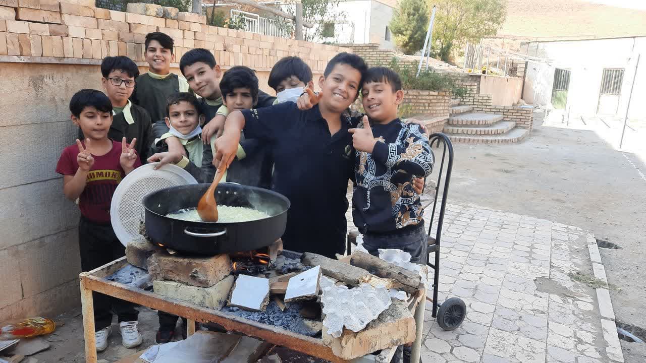 آشپزی در مدرسه